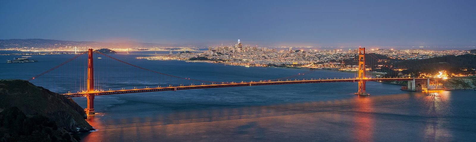 Golden Gate Bridge at blue hour